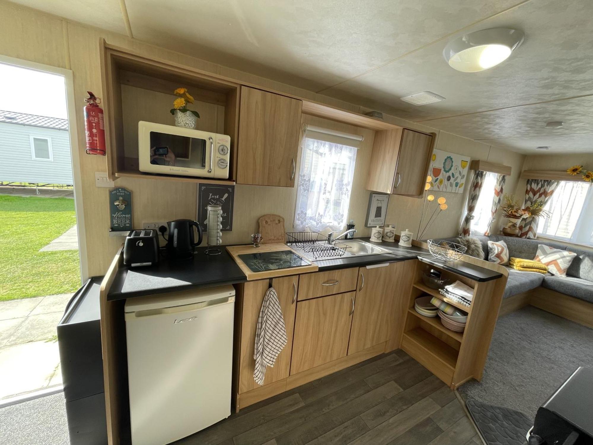 3 Bedroom Caravan, Edi Rita, Robin Hood, Pet Friendly Meliden Esterno foto
