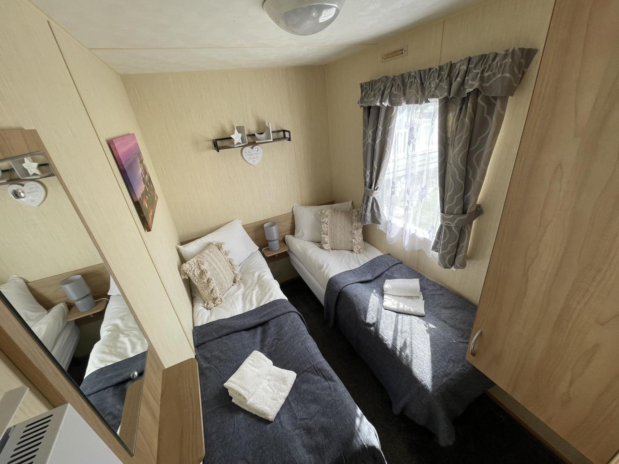 3 Bedroom Caravan, Edi Rita, Robin Hood, Pet Friendly Meliden Esterno foto
